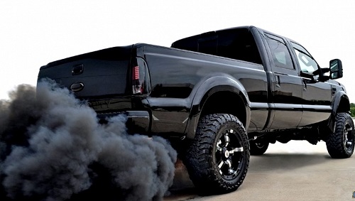 xe ô tô xả khói đen